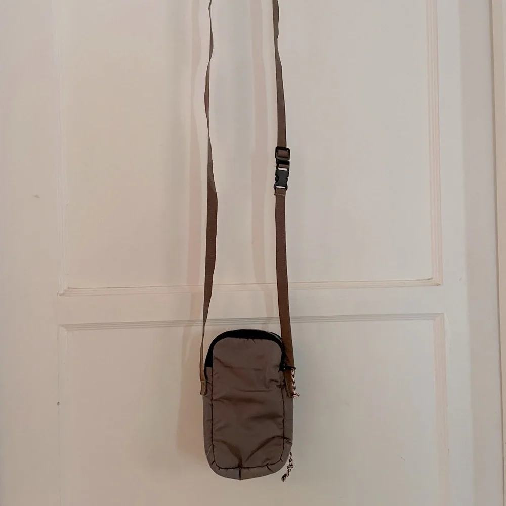 IKEA Travel Passport Crossbody Bag - Picture 3 of 5